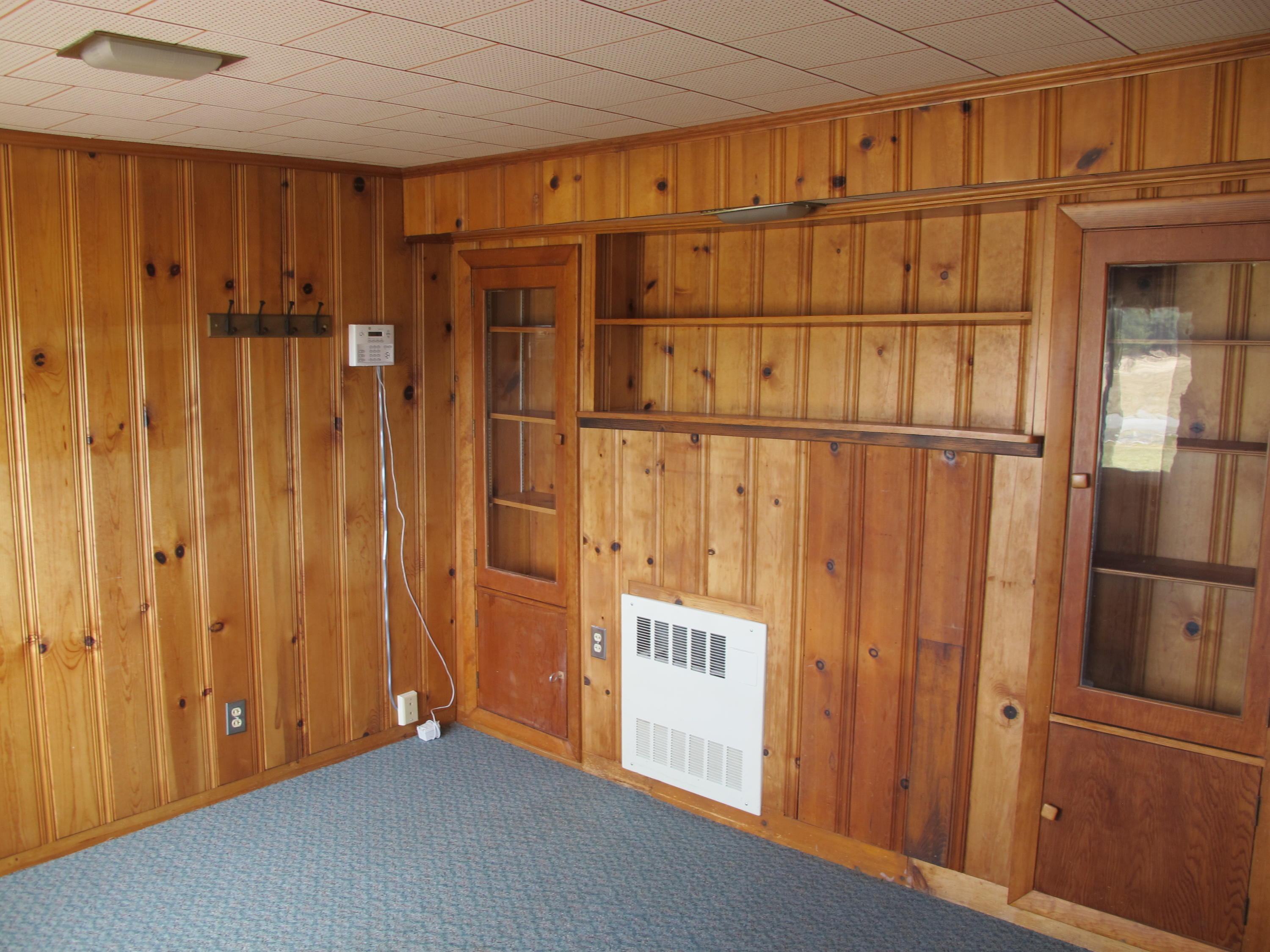 316 River Road Benton, ME 04901 - Photo 3 of 18 Mudroom