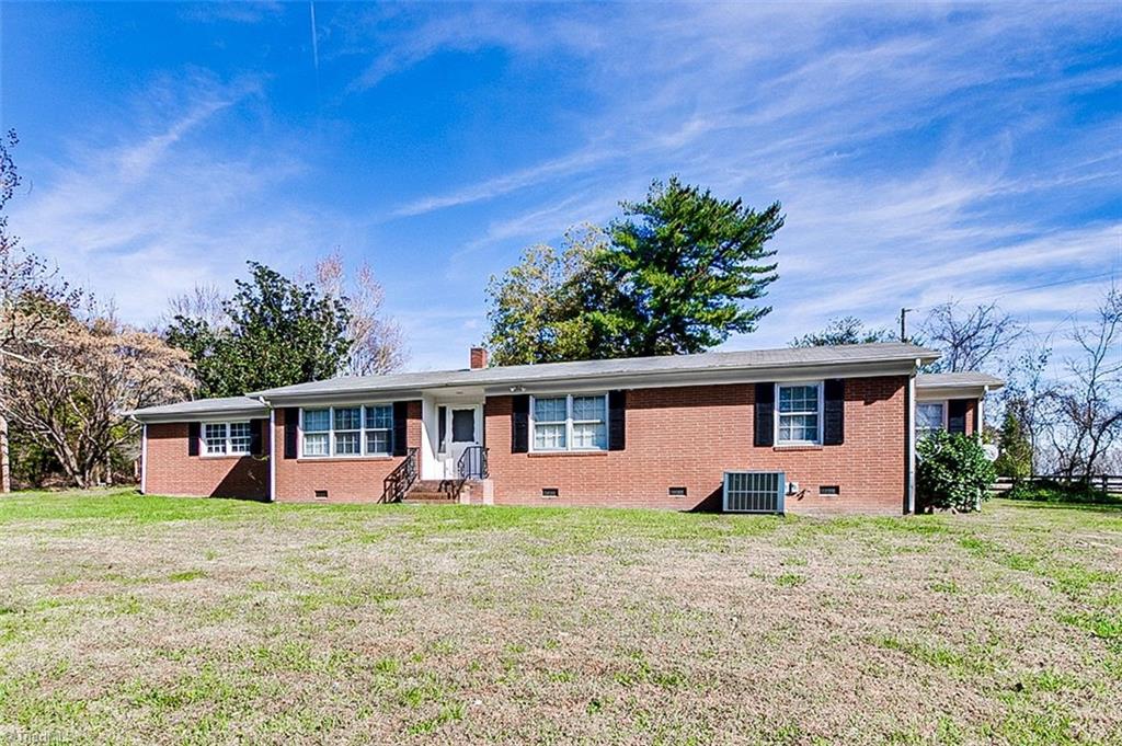 3502 Hoover Hill Road Trinity, NC 27370 - Photo 1 of 30