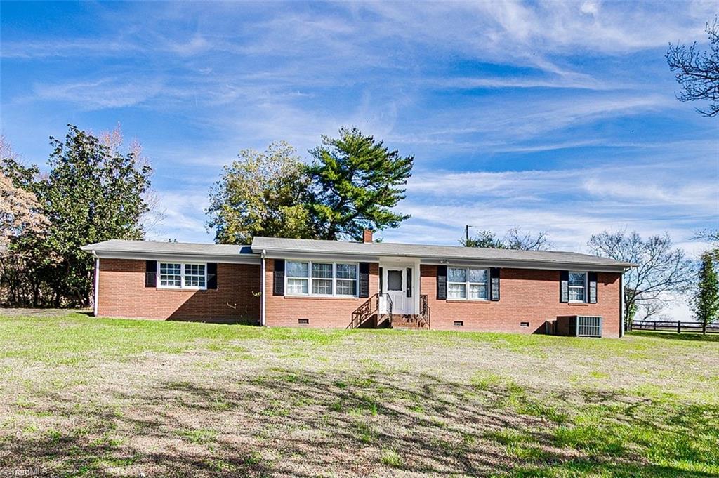 3502 Hoover Hill Road Trinity, NC 27370 - Photo 3 of 30