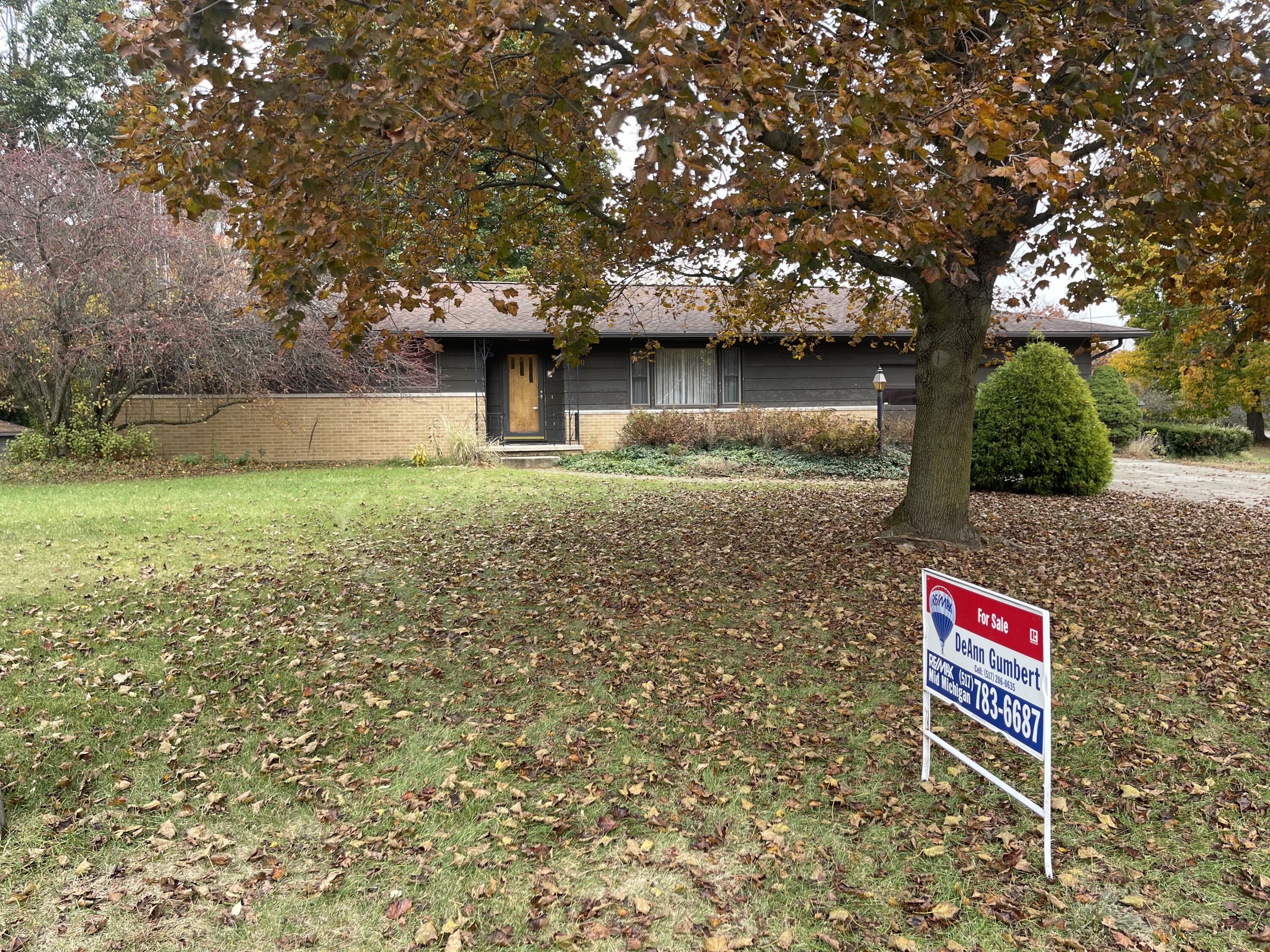 5920 Riverside Drive Jackson, MI 49201 - Photo 1 of 87 IMG_4562