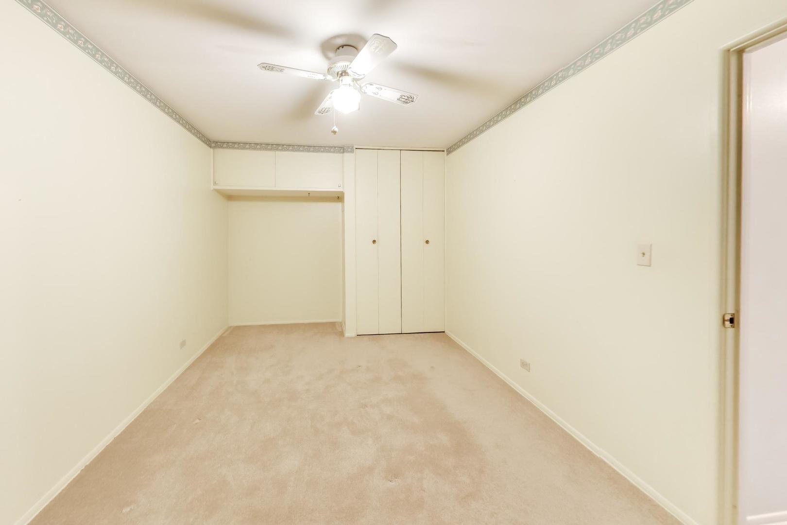 920 Pleasant Avenue Addison, IL 60101 - Photo 15 of 32