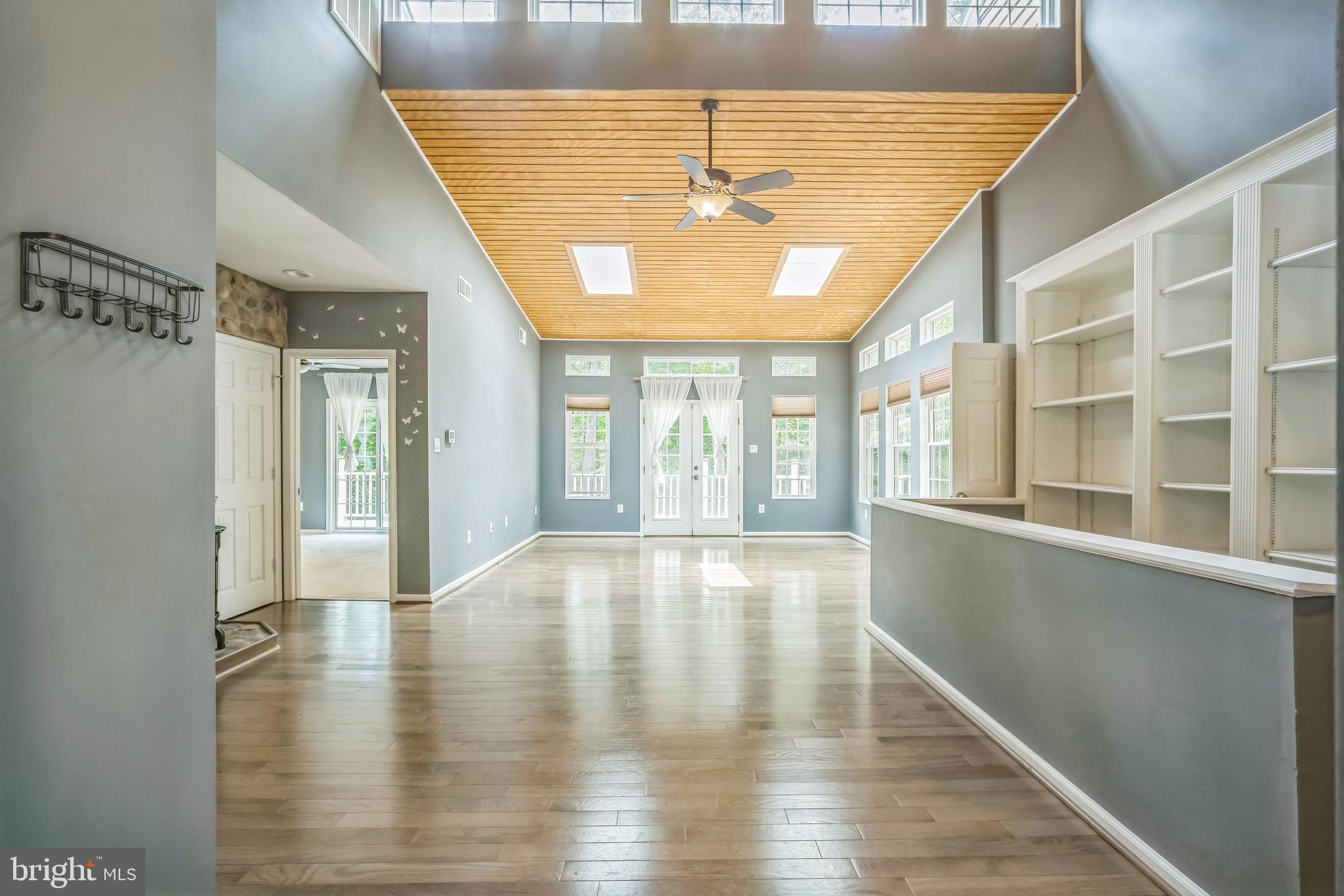 6600 Ridgeway Drive Springfield, VA 22150 - Photo 4 of 30 Gallery Image 4