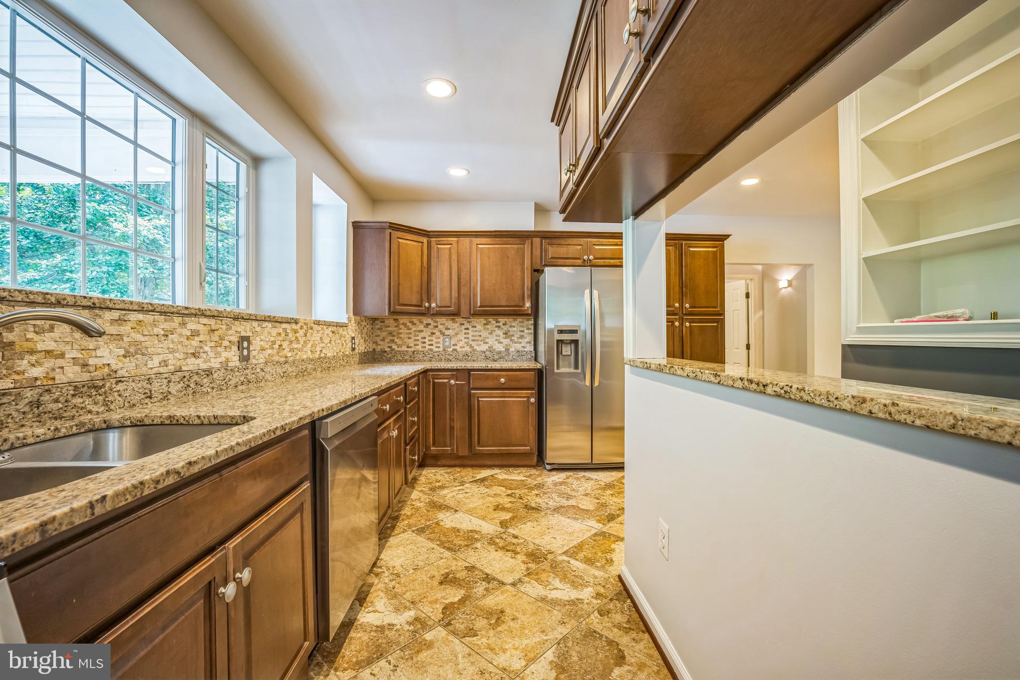 6600 Ridgeway Drive Springfield, VA 22150 - Photo 10 of 30 Gallery Image 10