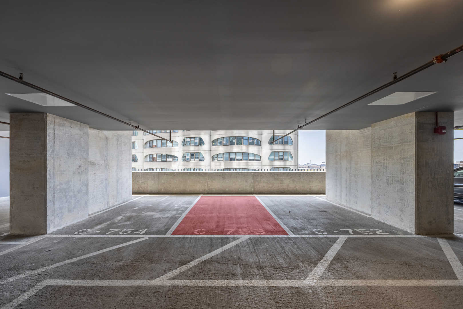 Undisclosed Address Chicago, IL 60607 - Photo 38 of 44 a view of a kitchen