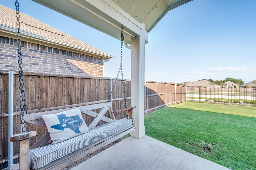2113 Graham Road Anna, TX 75409 - Photo 34 of 38 a view of sitting area with furniture