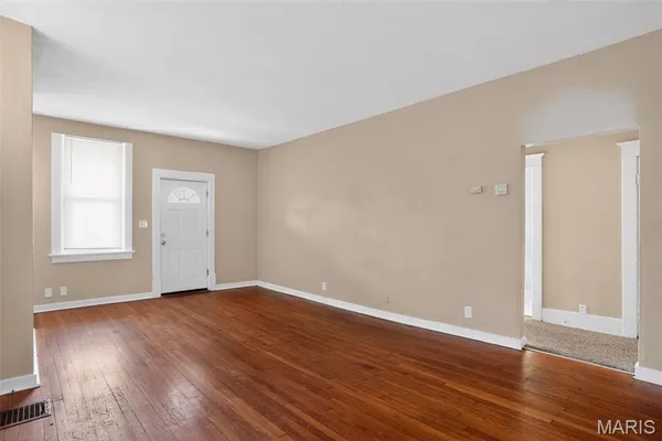 $144,900 | 6815 Etzel Avenue, University City, MO 63130