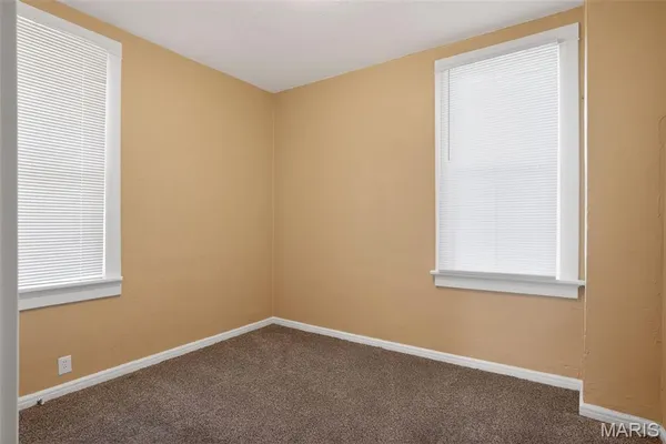 $144,900 | 6815 Etzel Avenue, University City, MO 63130