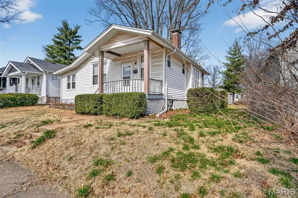 $144,900 | 6815 Etzel Avenue, University City, MO 63130
