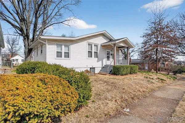 $144,900 | 6815 Etzel Avenue, University City, MO 63130