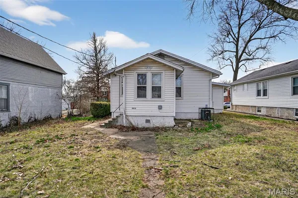 $144,900 | 6815 Etzel Avenue, University City, MO 63130