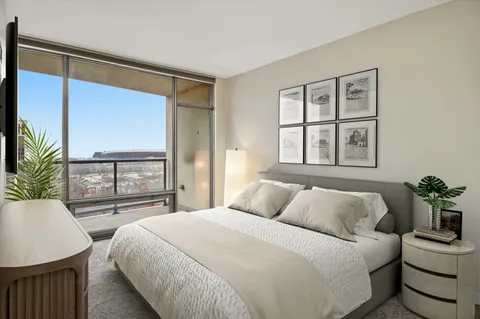 $495,000 | 100 East 14th Street, Unit 1204, Chicago, IL 60605