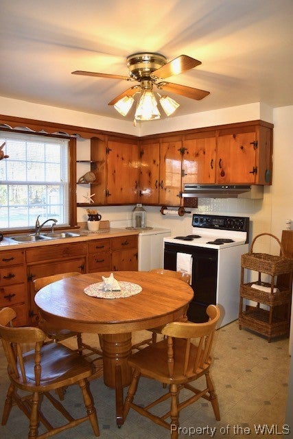 9669 Line Fence Road Hayes, VA 23072 - Photo 4 of 30 Gallery Image 4