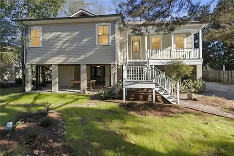 $550,000 | 325 Coffee Street, Mandeville, LA 70448