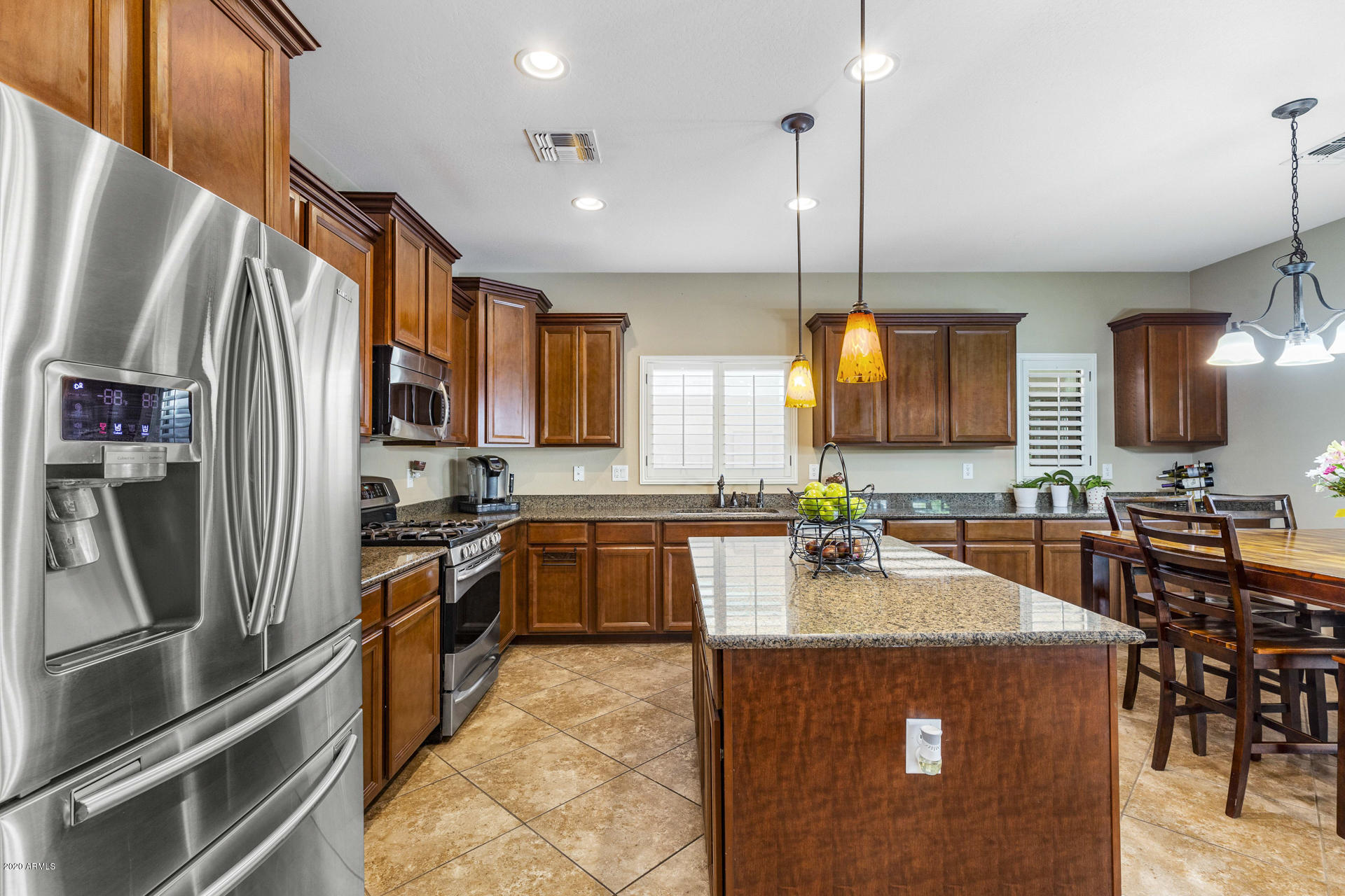 2728 East Ficus Way Gilbert, AZ 85298 - Photo 12 of 41 008-2728 E Ficus001