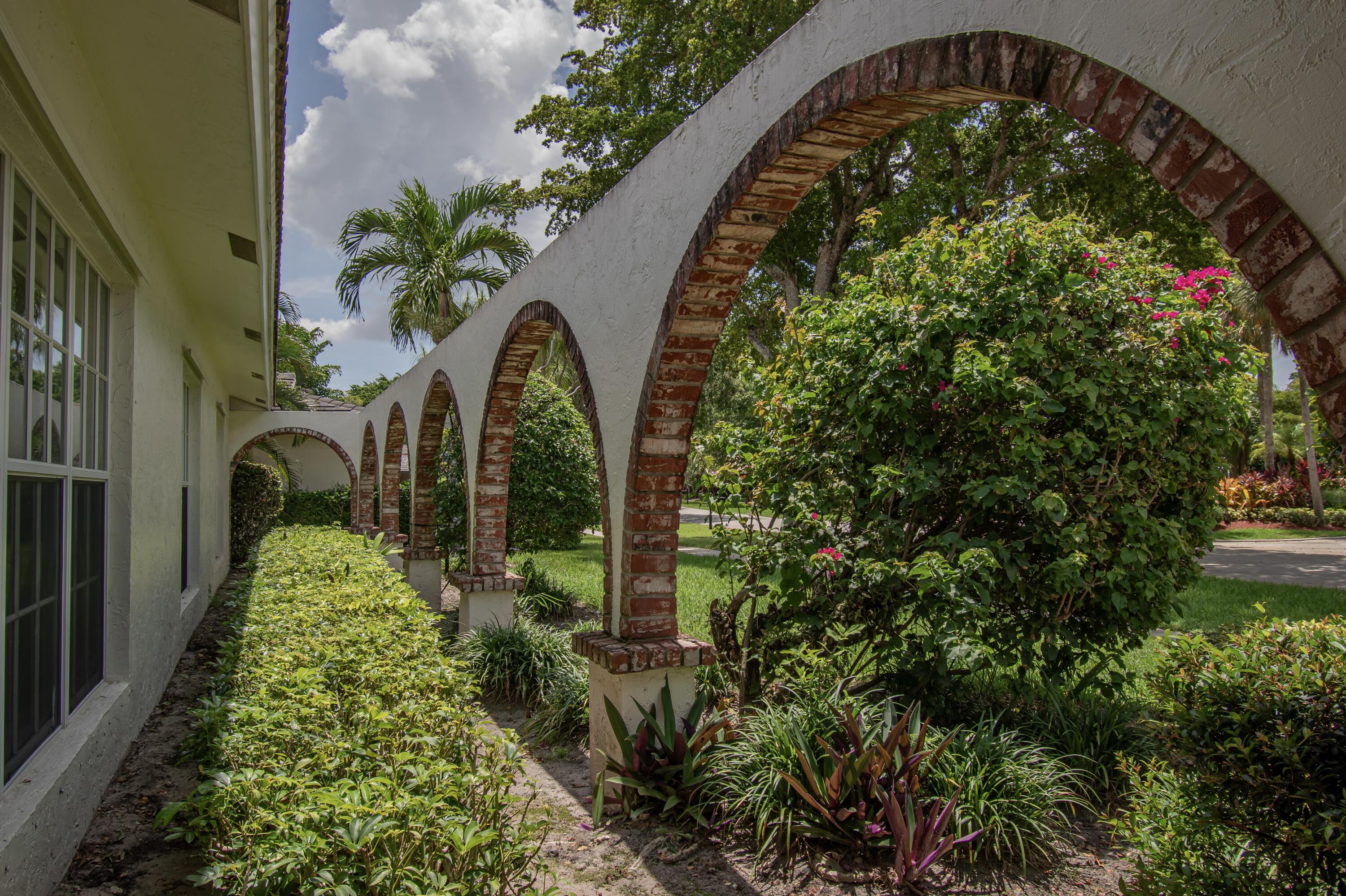 6749 South Grande Drive Boca Raton, FL 33433 - Photo 5 of 35