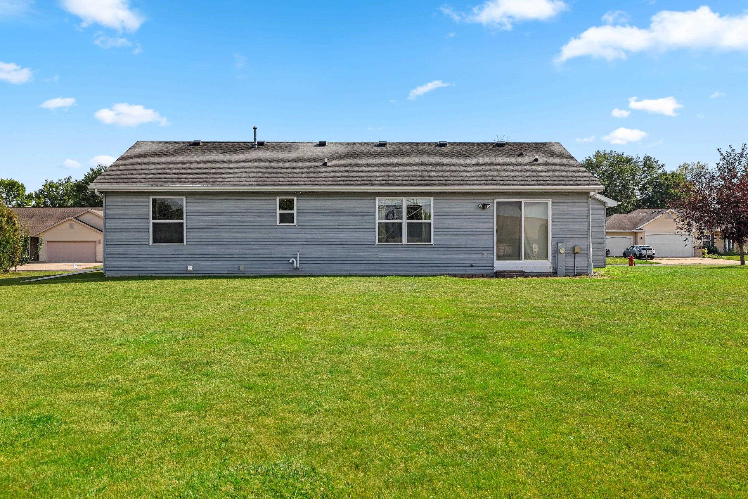 W6042 Greystone Court Appleton, WI 54915 - Photo 35 of 38 Gallery Image 35