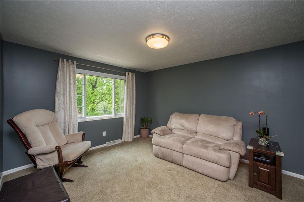 3270 Oaknoll Road Gibsonia, PA 15044 - Photo 14 of 23 Gallery Image 14