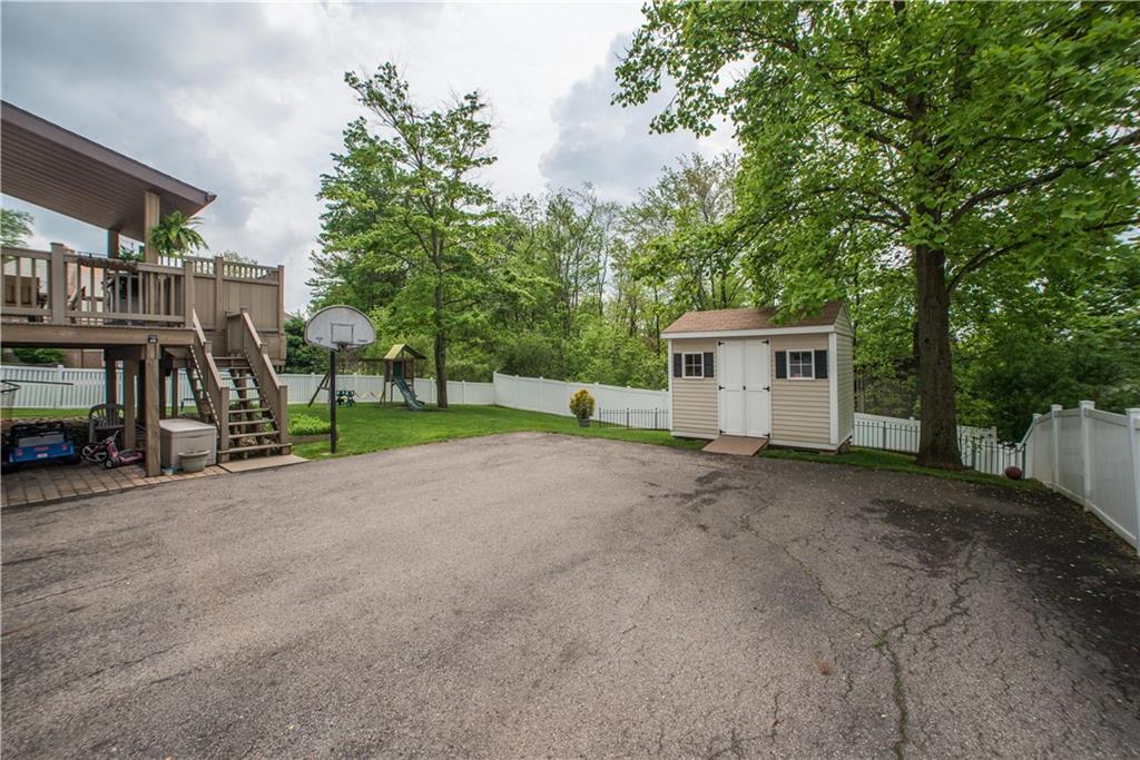 3270 Oaknoll Road Gibsonia, PA 15044 - Photo 9 of 23 Gallery Image 9