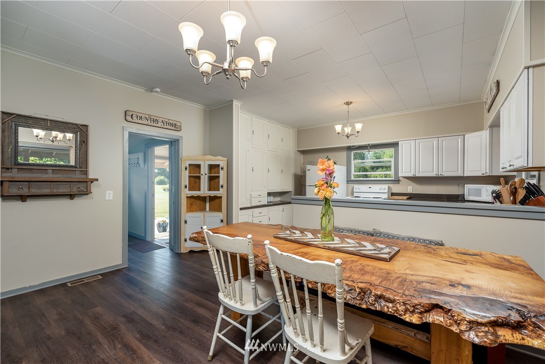 20631 Prairie Road Sedro-Woolley, WA 98284 - Photo 5 of 16 Gallery Image 5