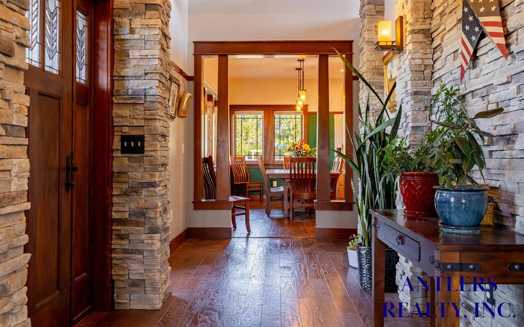 17 Thistle Road Cody, WY 82414 - Photo 11 of 108 Gallery Image 11