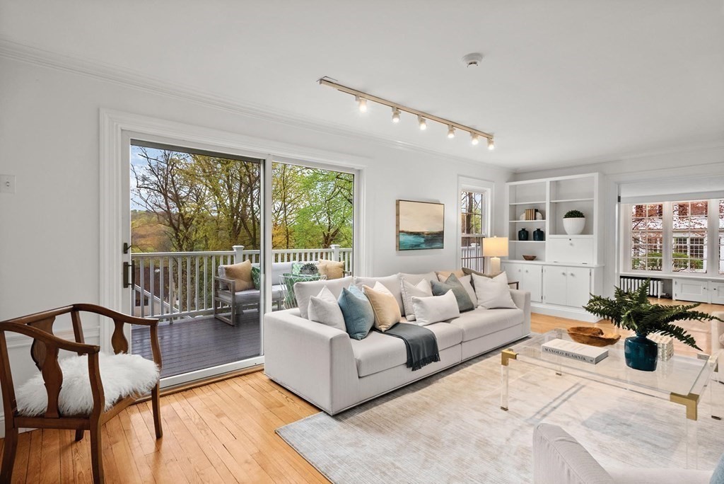 55 Farlow Road Newton, MA 02458 - Photo 4 of 34 Gallery Image 4