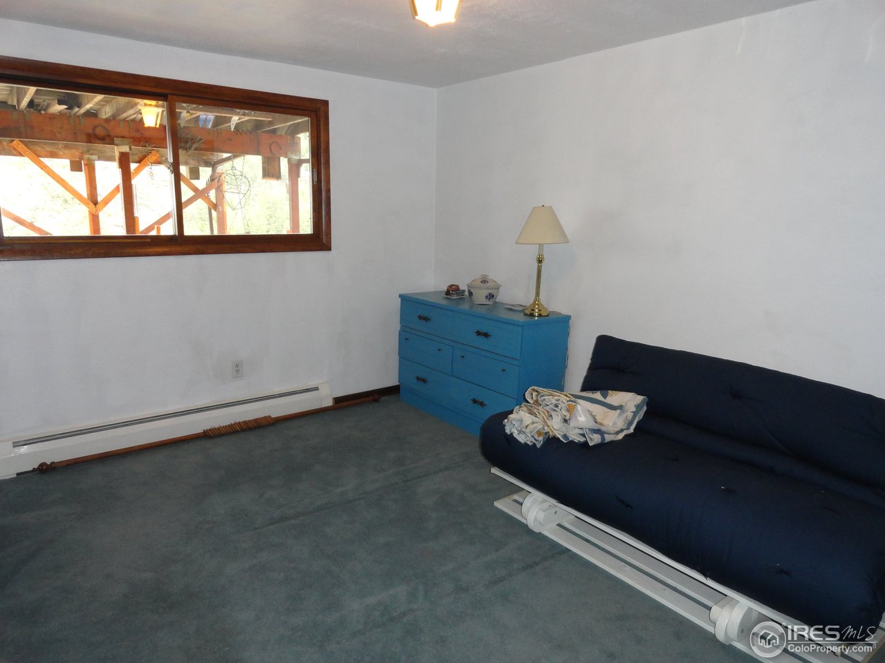 853 Deer Trail Road Boulder, CO 80302 - Photo 17 of 22 a living room with furniture