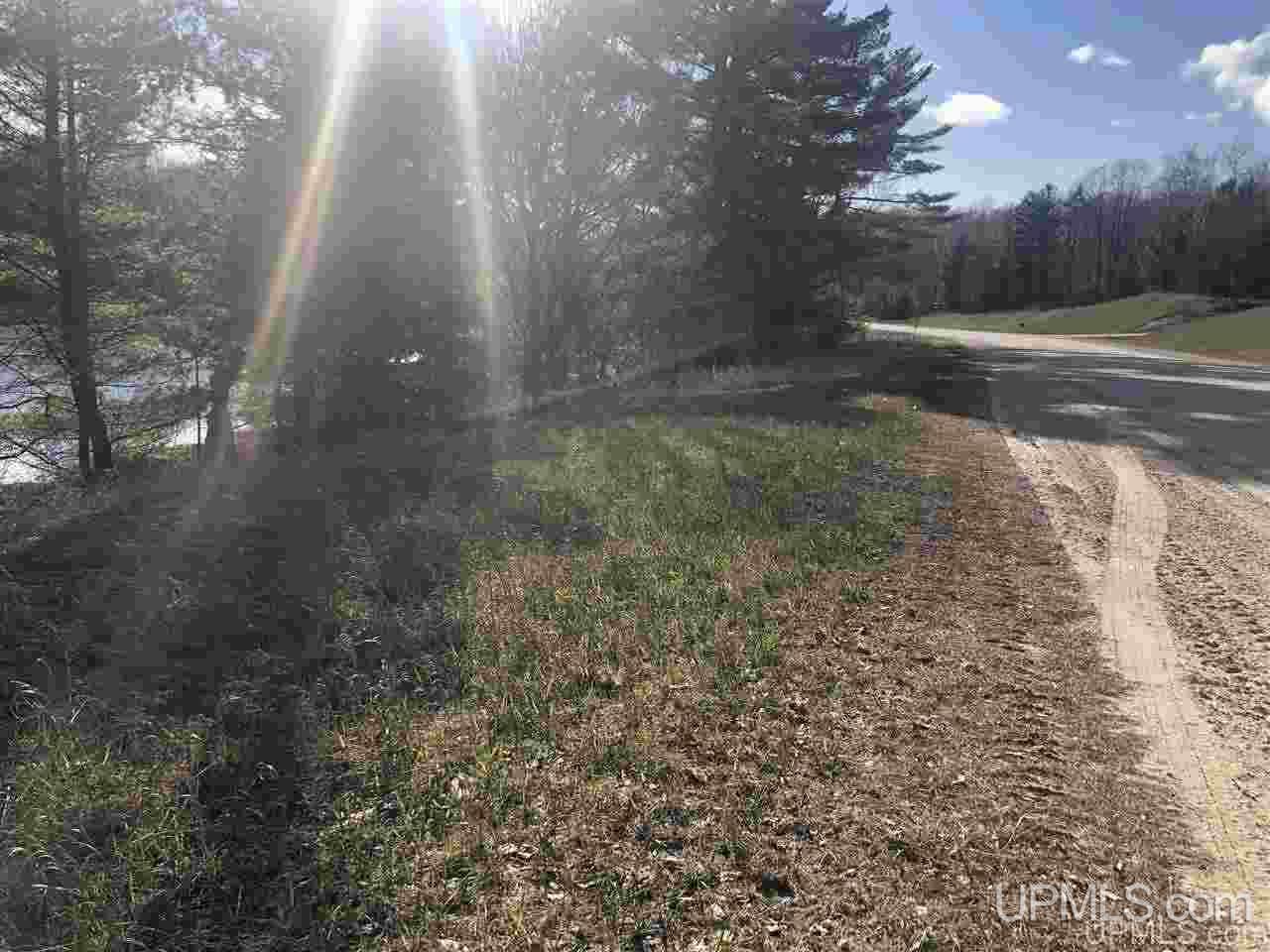 40 West Smith Lake Road Manistique, MI 49854 - Photo 5 of 24