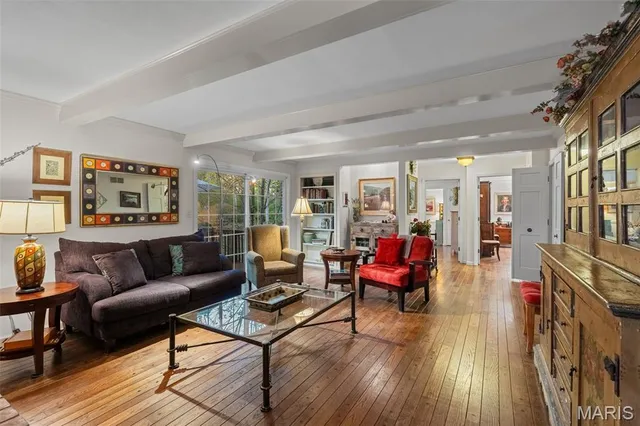 $1,200,000 | 29 A Chapel Hill Estates Drive, Town and Country, MO 63131