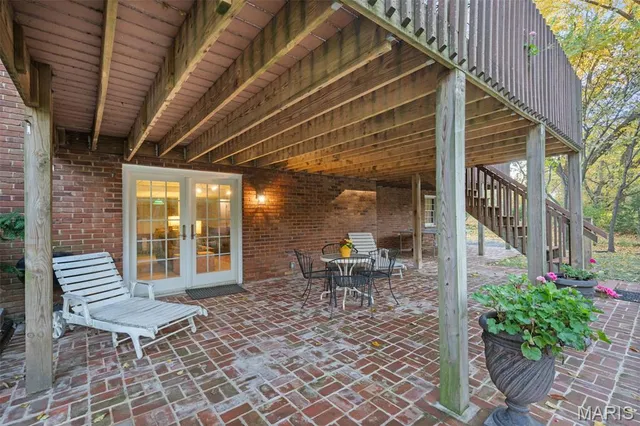 $1,200,000 | 29 A Chapel Hill Estates Drive, Town and Country, MO 63131