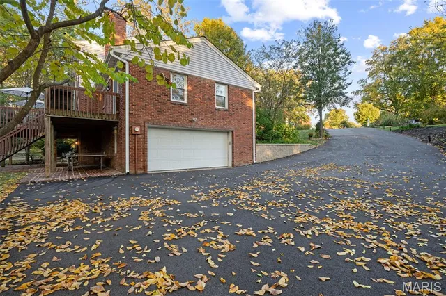 $1,200,000 | 29 A Chapel Hill Estates Drive, Town and Country, MO 63131