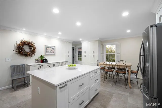 $1,200,000 | 29 A Chapel Hill Estates Drive, Town and Country, MO 63131