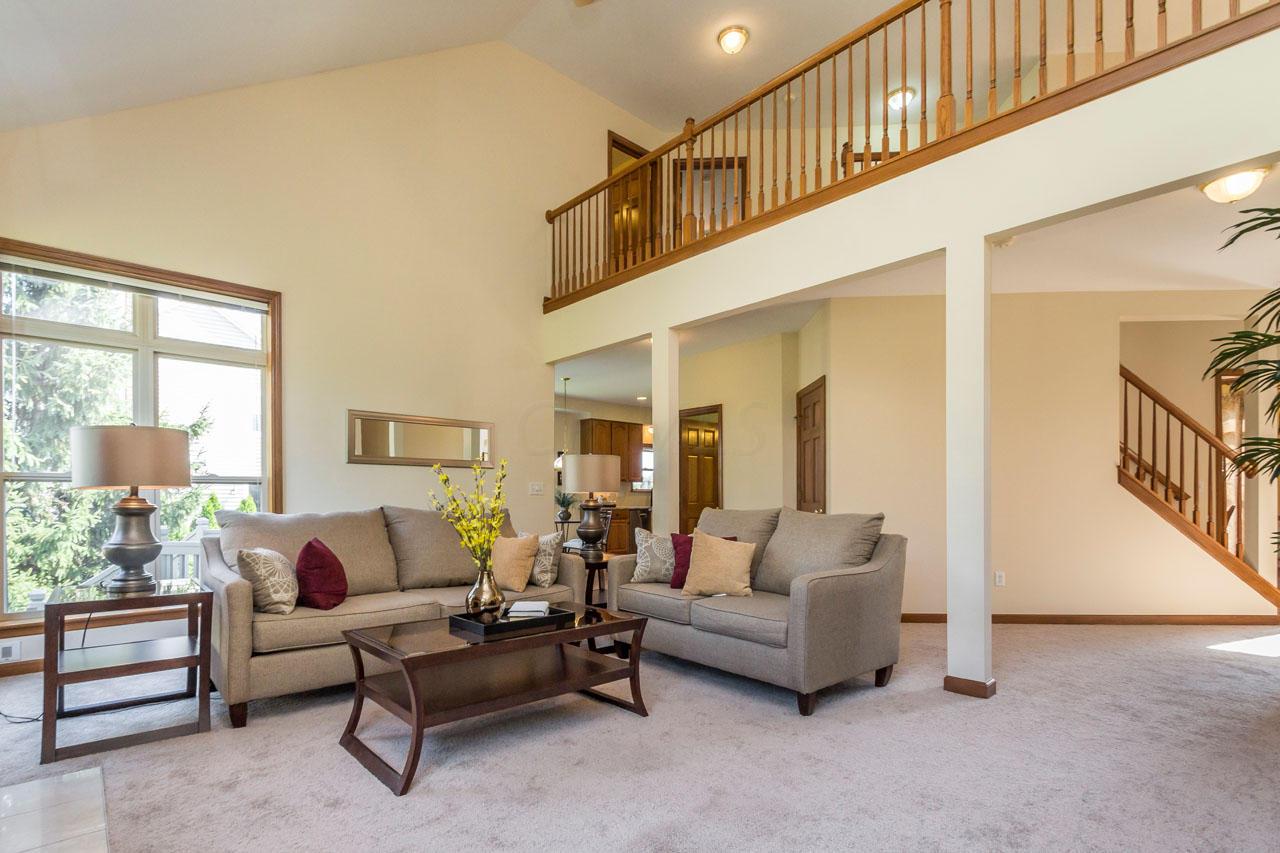 485 Ridge View Place Powell, OH 43065 - Photo 3 of 26 Gallery Image 3