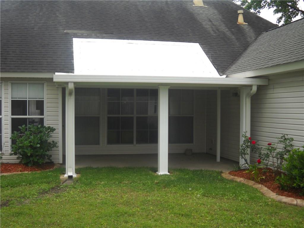 724 Rue Marseille Mandeville, LA 70471 - Photo 2 of 25 Gallery Image 2