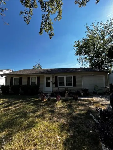 $57,500 | 817 St Matthew Drive, East St. Louis, IL 62206