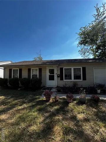 $57,500 | 817 St Matthew Drive, East St. Louis, IL 62206