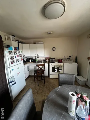 $57,500 | 817 St Matthew Drive, East St. Louis, IL 62206