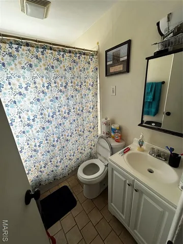 $57,500 | 817 St Matthew Drive, East St. Louis, IL 62206