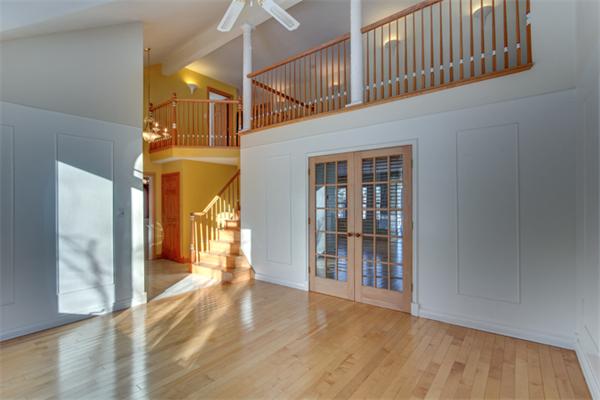 755 Reservoir Road Lunenburg, MA 01462 - Photo 11 of 30