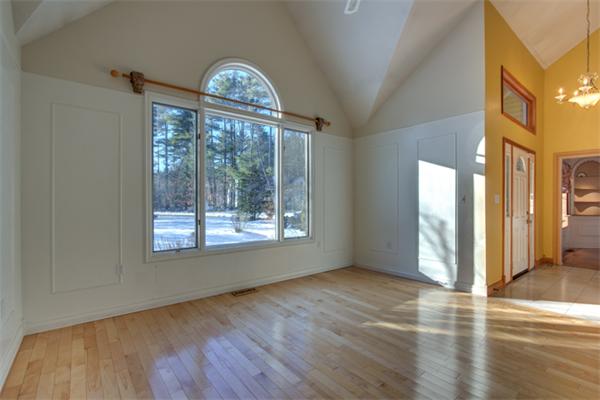 755 Reservoir Road Lunenburg, MA 01462 - Photo 12 of 30