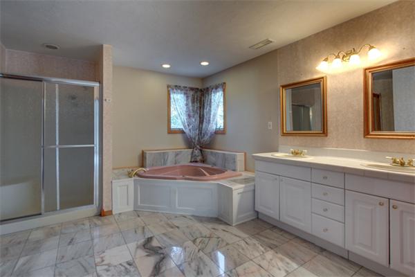 755 Reservoir Road Lunenburg, MA 01462 - Photo 22 of 30