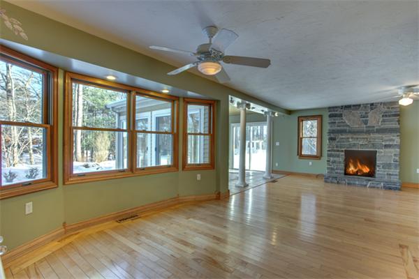 755 Reservoir Road Lunenburg, MA 01462 - Photo 7 of 30