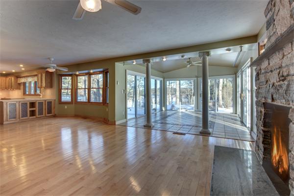755 Reservoir Road Lunenburg, MA 01462 - Photo 10 of 30