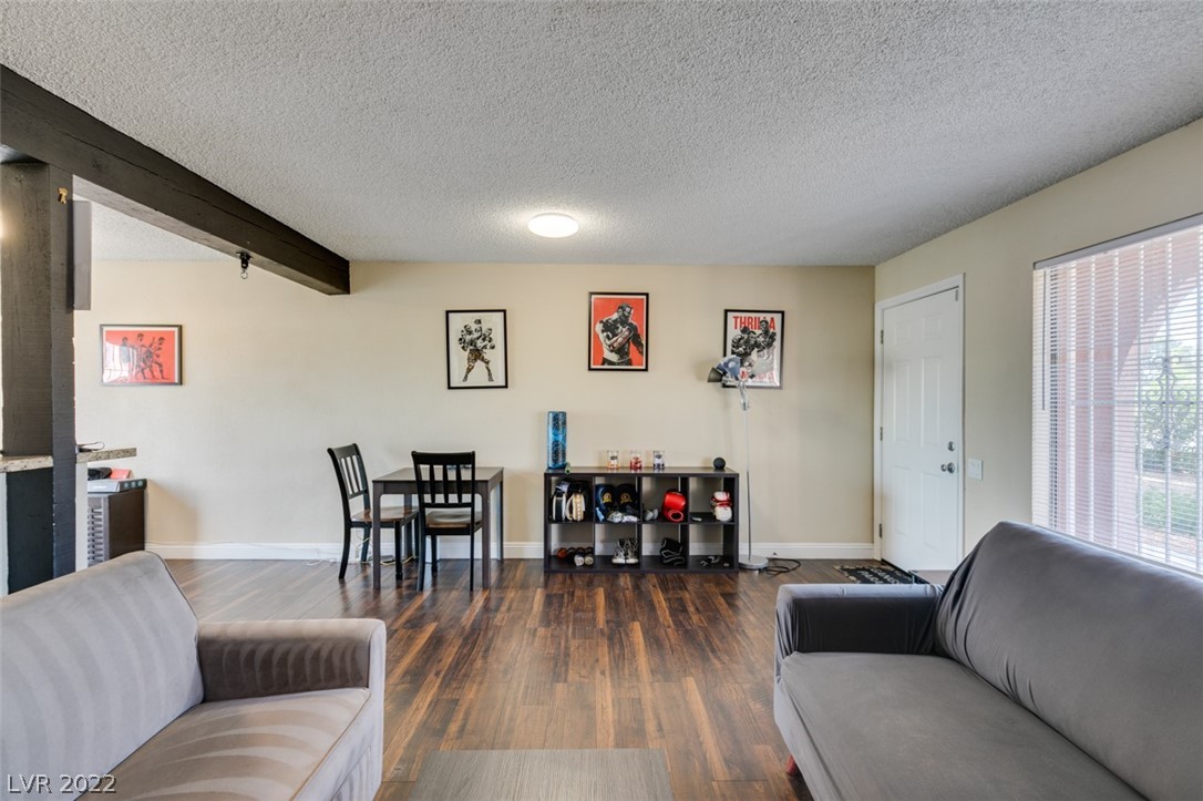 2208 East Desert Inn Road Las Vegas, NV 89169 - Photo 16 of 39
