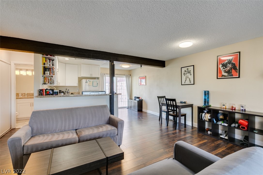 2208 East Desert Inn Road Las Vegas, NV 89169 - Photo 8 of 39