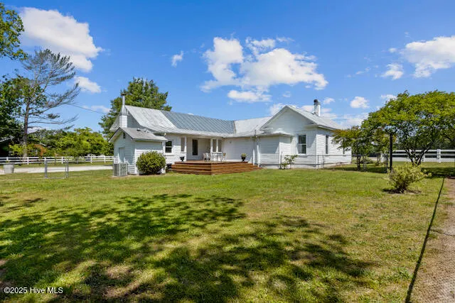 $2,100 | 801 Highway 33, Chocowinity, NC 27817