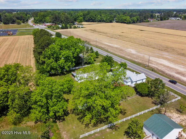 $2,100 | 801 Highway 33, Chocowinity, NC 27817