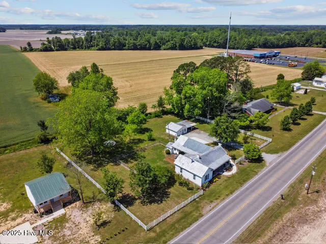 $2,100 | 801 Highway 33, Chocowinity, NC 27817