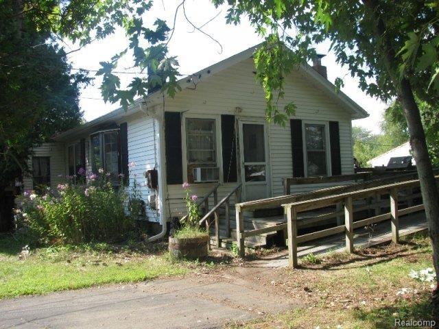 3541 Fish Lake Road Lapeer, MI 48446 - Photo 2 of 16 Front2
