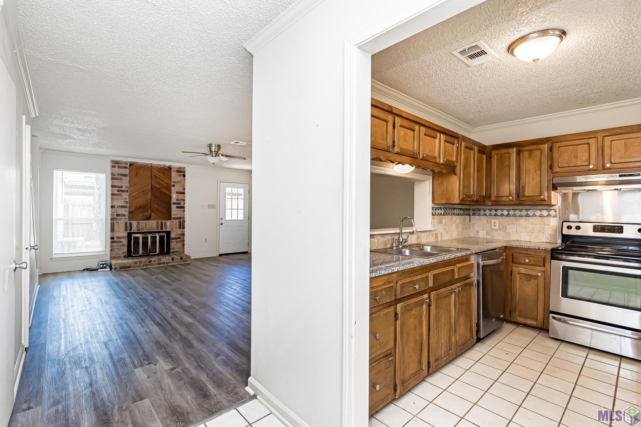 9821 Siegen Lane, Unit 9821 Baton Rouge, LA 70810 - Photo 5 of 17