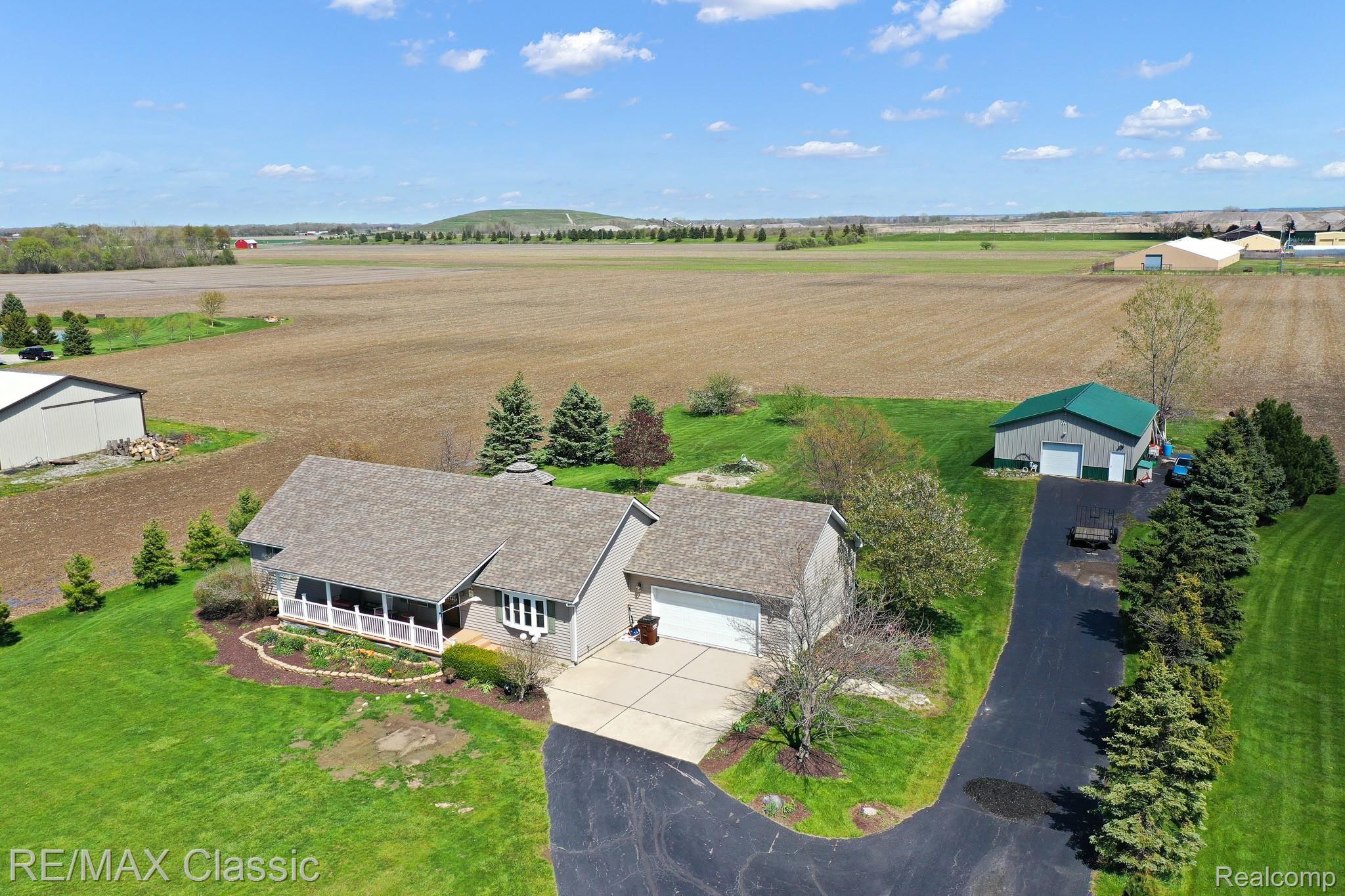 8530 Chinavare Road Newport, MI 48166 - Photo 6 of 34 Ariel View